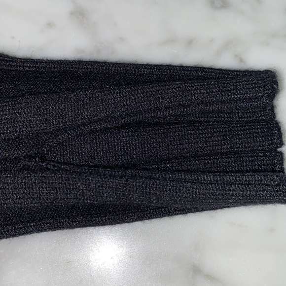 Zara Wide Ribbed Top - Picture 5 of 5